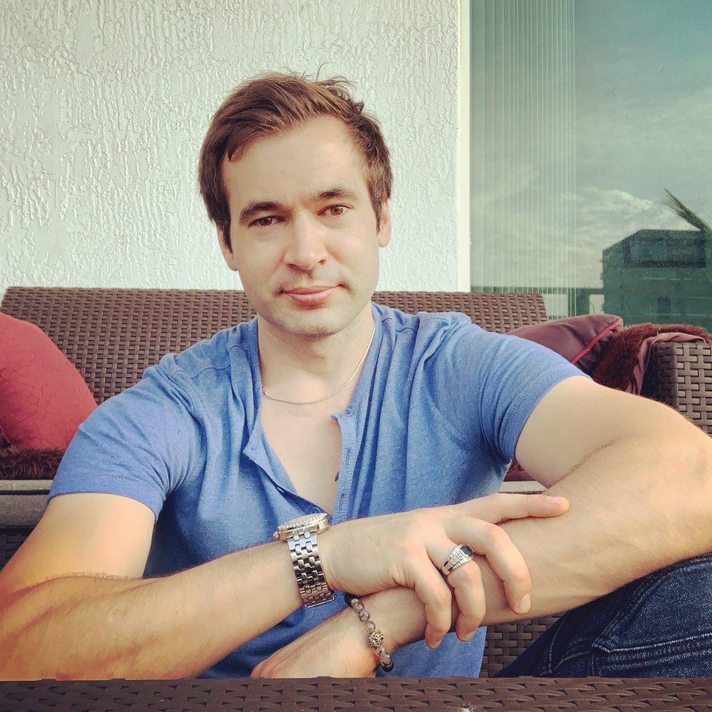 Justin Knops Headshot Boost TV