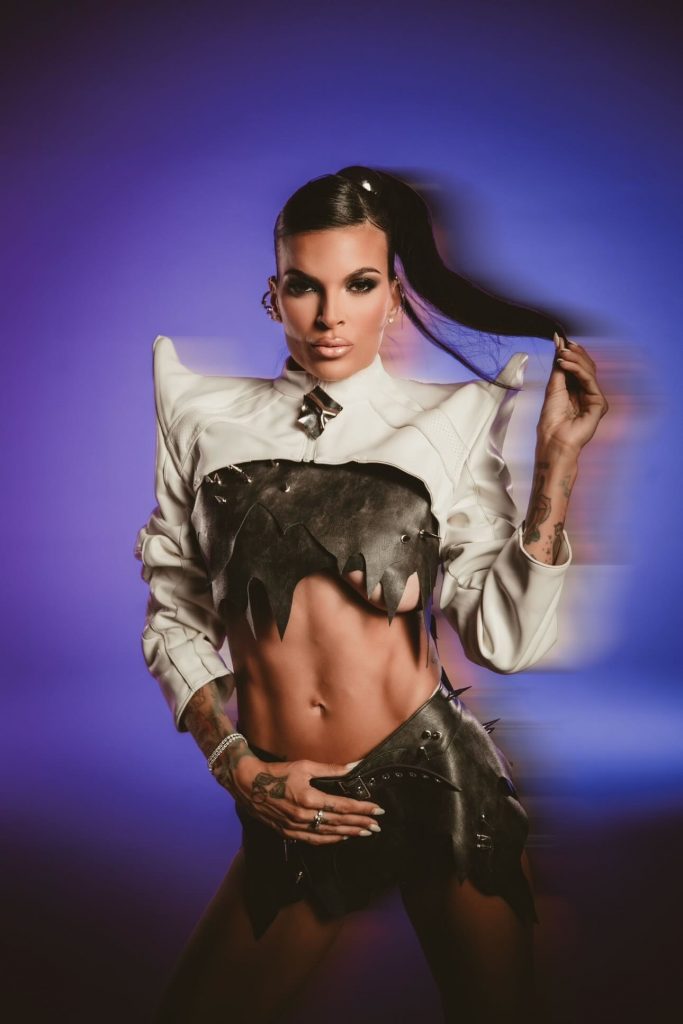 Vivien Furr Miami Music Classy
